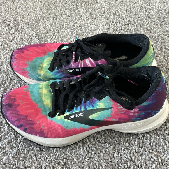 Brooks Tie Dye Launch 7 Shoes - Picture 2 of 8